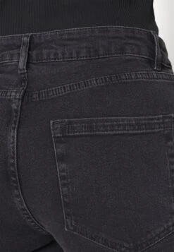 Flared Jeans - Black Denim -Lyno Kleding Winkel 002d81124476427bb4152587005ff5cc