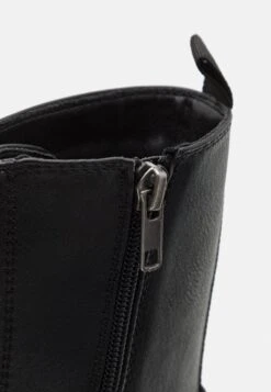 Pier One Veterboots - Black -Lyno Kleding Winkel 039c123f8b4b4151b8d0bff251574ade