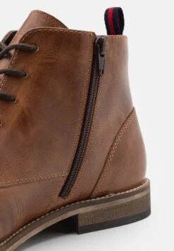 Pier One Leather - Veterboots -Camel -Lyno Kleding Winkel 09e755358fe64d7483bb076c445e0082