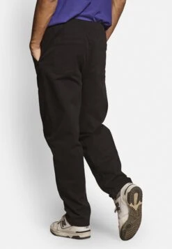 Redefined Rebel Arian - Chino - Black -Lyno Kleding Winkel 0a38e8f1fb3b45d3b22c6c312377c995
