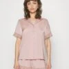 Anna Field Gift Box Pj Set - Pyjama - Pink 2 Anna Field Gift Box Pj Set - Pyjama - Pink -Lyno Kleding Winkel 0b778f7f8a154a9c88a5b95c6dc49cf6