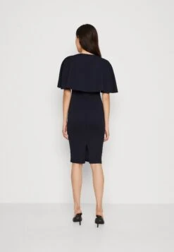 Wal G Ronny Cape Midi - Jerseyjurk - Navy Blue -Lyno Kleding Winkel 0eabcae05c60432c9a616e8320237190