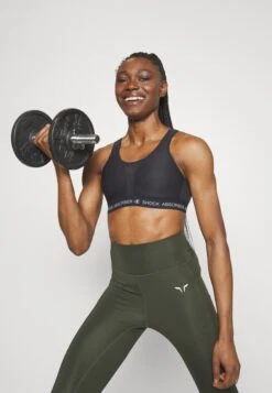 Shock Absorber Ultimate Padded Run Bra - Sport-Bh Met High Support - Black 12 Shock Absorber Ultimate Padded Run Bra - Sport-Bh Met High Support - Black -Lyno Kleding Winkel 1e6a1c2aa8c747b786726ee89653c5de