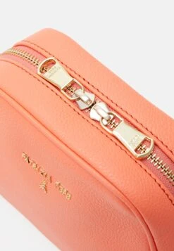 Patrizia Pepe Schoudertas - Coral Fluo -Lyno Kleding Winkel 228abc4663e24d3eae0175de126095d2