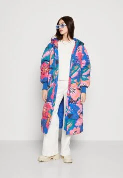 Nieuwe uitgaven -Lyno Kleding Winkel 2424aad285834e3796f4f0bde82c061f