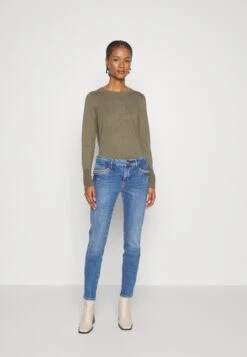 Mos Mosh Sumner Vivid - Slim Fit Jeans - Blue 13 Mos Mosh Sumner Vivid - Slim Fit Jeans - Blue -Lyno Kleding Winkel 24e4e118e4514ed1a411b2e9377b7979