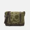 Pier One Schoudertas - Olive 2 Pier One Schoudertas - Olive -Lyno Kleding Winkel 2821481899bc45b888f5967edfea849c