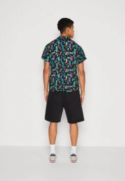 Kaotiko Shirt Bel Air Unisex - Overhemdblouse - Turquesa 10 Kaotiko Shirt Bel Air Unisex - Overhemdblouse - Turquesa -Lyno Kleding Winkel 2a98942af8c5452d99bc5b76dad8954e