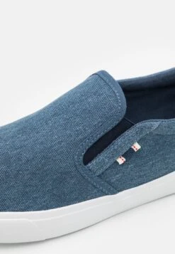 Pier One Sneakers Laag - Blue 13 Pier One Sneakers Laag - Blue -Lyno Kleding Winkel 2d2a176384cb44708b5e4e29d7513132