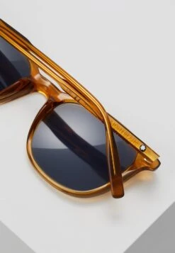 Mont Blanc Snowcap Round Acetate Sunglasses - Zonnebril - Yellow/Blue 11 Mont Blanc Snowcap Round Acetate Sunglasses - Zonnebril - Yellow/Blue -Lyno Kleding Winkel 2f14b839e81f42ae8eb4eae4f556947d