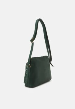 Anna Field Schoudertas - Dark Green 12 Anna Field Schoudertas - Dark Green -Lyno Kleding Winkel 3054f4fb3afa438ab6acd507785f56a8