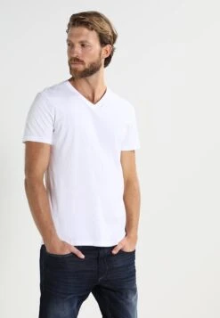 Pier One 2 Pack - T-Shirt Basic - White -Lyno Kleding Winkel 306d38dae77f4ab388e2071d801d3f74