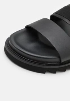 YOURTURN Unisex - Sandalen - Black 13 YOURTURN Unisex - Sandalen - Black -Lyno Kleding Winkel 3072e5cab4ef4153b3cfbe3a9d4f4078