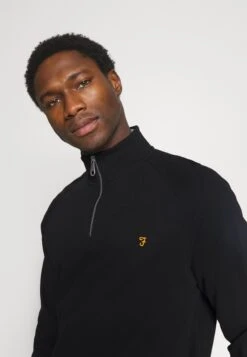 Farah Jim 1/4 Zip - Sweater - Black 13 Farah Jim 1/4 Zip - Sweater - Black -Lyno Kleding Winkel 32df98573df940818b1ed35e5d78afb0