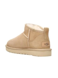 Ugg Classic Ultra Mini - Korte Laarzen - Sand -Lyno Kleding Winkel 351ead526521466aa551436db67932ee