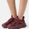 Steve Madden Possession - Sneakers Laag - Wine -Lyno Kleding Winkel 3ac886a49b484a90aa18de87e4660c30