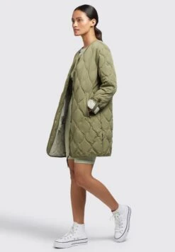 Khujo Sira - Jas - Olivgrün -Lyno Kleding Winkel 3cc8e7e5765c4b86854ff140a02d1985