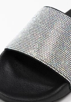 Pop Ups - Muiltjes - Black /Iridescent 11 Pop Ups - Muiltjes - Black /Iridescent -Lyno Kleding Winkel 3cf3f5d1a9d54076980c40a1e405ee8a