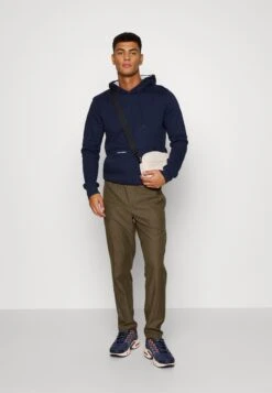 SAMSØE SAMSØE Smithy Trousers - Broek - Stone Gray -Lyno Kleding Winkel 40ddd2c49cfe4195ace019f69916c479