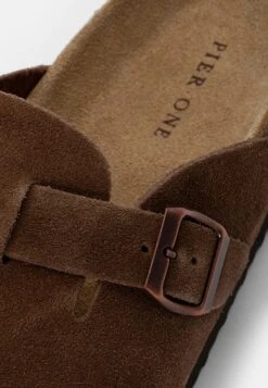 Pier One Leather Unisex - Pantoffels - Brown -Lyno Kleding Winkel 47364cdc1dcd4794860a5f6810594e6c