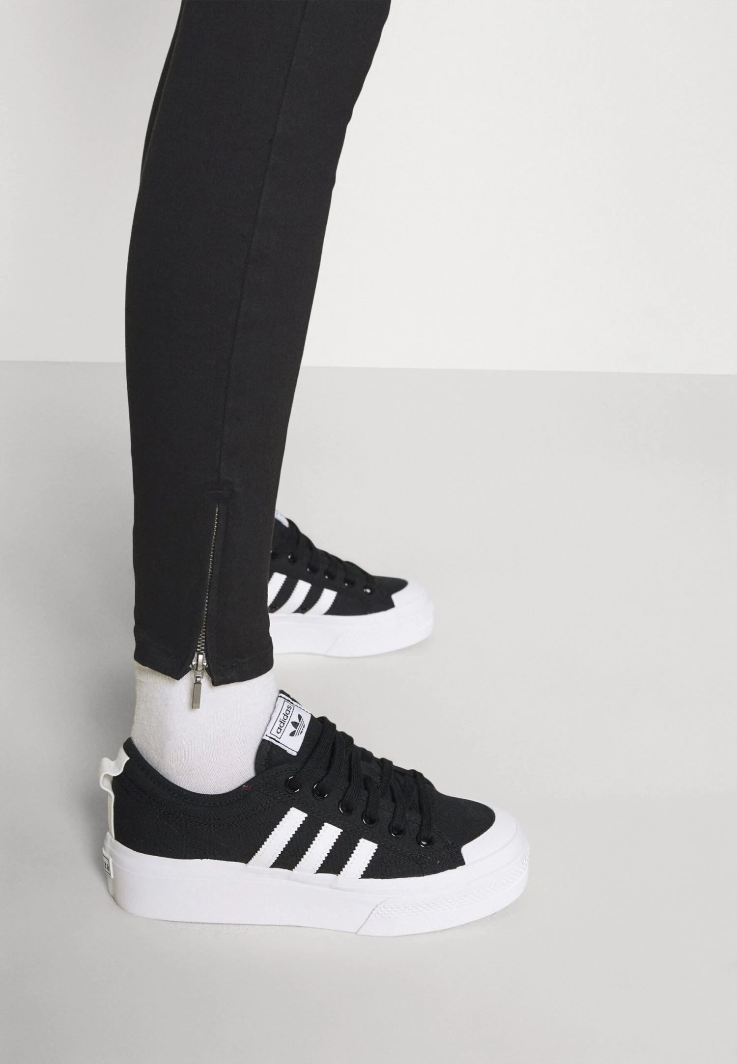 Noisy May Nmkimmy Ank Dart - Jeans Skinny Fit - Black Denim 6 Noisy May Nmkimmy Ank Dart - Jeans Skinny Fit - Black Denim - Afbeelding 4