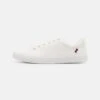 Pier One Unisex - Sneakers Laag - White -Lyno Kleding Winkel 4d5a85fb07034b32bc3535edb39c8bc0