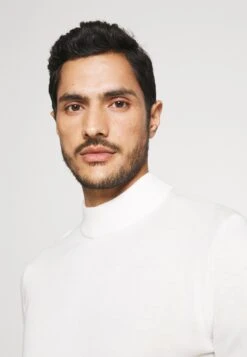 Pier One Trui - White -Lyno Kleding Winkel 5f0d1b0fc9994eb4a0ce0d288748551c