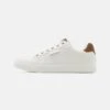 Pier One Sneakers Laag - White -Lyno Kleding Winkel 60edfea93b8e479f8869d8df44c0491c