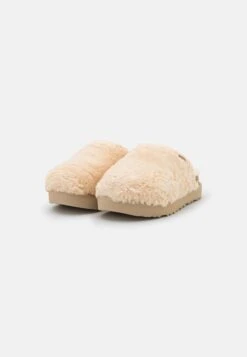 Ugg Fuzz Sugar - Pantoffels - Natural -Lyno Kleding Winkel 68a7357dd5024699a556a79d2aed1ace