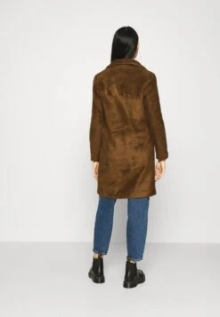 ONLY Onlclaire Coat - Mantel - Toasted Coconut -Lyno Kleding Winkel 7458551cf66844d4aa104b1ac3073670