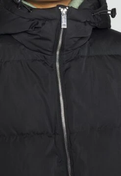 Yaspuffa Long Coat - Donsjas - Black -Lyno Kleding Winkel 77bdc5bdd4b1408dae48f5454bdd449a