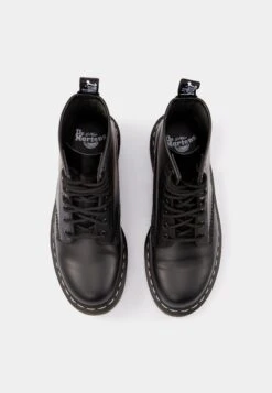 Dr. Martens 1460Boot - Veterboots - Black/White 18 Dr. Martens 1460Boot - Veterboots - Black/White -Lyno Kleding Winkel 7dc3423ff6d84fbd938a9e232fdf04ef