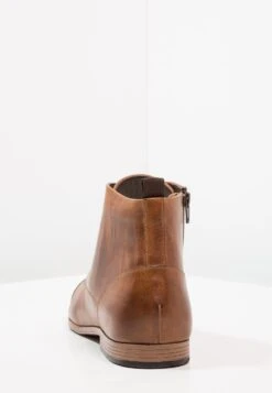 Pier One Veterboots - Cognac 11 Pier One Veterboots - Cognac -Lyno Kleding Winkel 7dd6fe5d3a6742b9bf37038a73d00b71