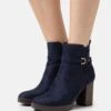 Anna Field Enkellaarsjes Met Plateauzool - Dark Blue 1 Anna Field Enkellaarsjes Met Plateauzool - Dark Blue -Lyno Kleding Winkel 7e5b671d4b9548579e94fb86efd5fabe