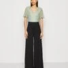 Anna Field Jumpsuit - Light Green/Black 2 Anna Field Jumpsuit - Light Green/Black -Lyno Kleding Winkel 85fb0ecfc81d4bbb9c34a729eb4b49f8