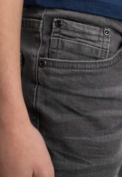 Petrol Industries Nolan - Straight Leg Jeans - Ash Grey 13 Petrol Industries Nolan - Straight Leg Jeans - Ash Grey -Lyno Kleding Winkel 8cc4e36611c540a7a614bb56ed8eb257