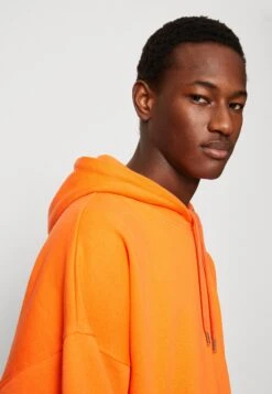 YOURTURN Super Oversized Unisex - Hoodie - Orange -Lyno Kleding Winkel 8df4fd2537eb4a10bc87f5808d1ecbdf