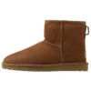 Ugg Classic Mini - Korte Laarzen - Chestnut -Lyno Kleding Winkel 919f0bdf851e4bb092c4f4828fce3b8d
