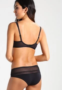 Triumph Beauty-Full Idol - Beugel Bh - Black 9 Triumph Beauty-Full Idol - Beugel Bh - Black -Lyno Kleding Winkel 93b7afcdbc874d12aa39d63abdbd6895