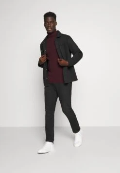 Pier One Muscle Fit Turtle - Trui - Mottled Bordeaux 9 Pier One Muscle Fit Turtle - Trui - Mottled Bordeaux -Lyno Kleding Winkel 986d5767f9c34112921f8a40cd6998a3