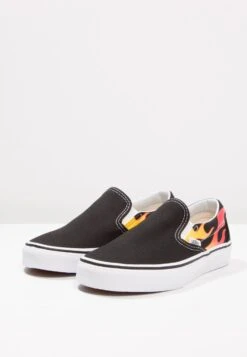Vans Classic Slip-On- Instappers - Black/True White -Lyno Kleding Winkel a2801f5f07e144b3b4c9218a84d62f57