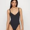 Seafolly Collective Gathered Strap One Piece - Badpak - Black -Lyno Kleding Winkel a2c7ea0e05094b209c1ac5d57a90370a