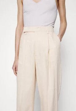 Filippa K Julie Trousers - Broek - Dusty Beige -Lyno Kleding Winkel ab8d0a552d464551947d8e05380fd49b
