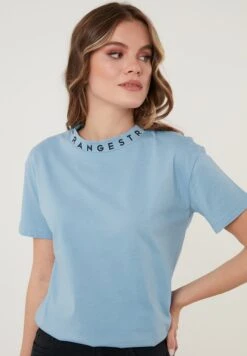 LELA Regular Fit - T-Shirt Print - Baby Blue -Lyno Kleding Winkel af25ab589cf54923a623472e1a2bf7f5