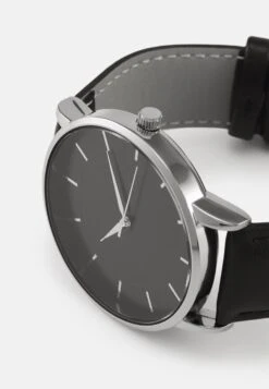 Pier One Horloge - Black/Silvercoloured 9 Pier One Horloge - Black/Silvercoloured -Lyno Kleding Winkel b21304d4d8ec4553ac54e4d73133cd2c