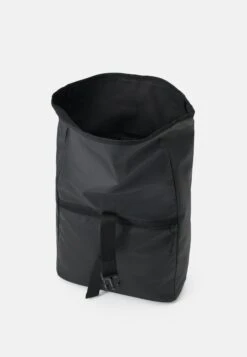 Pier One Tarpaulin Water Repellent Unisex - Rugzak - Black 8 Pier One Tarpaulin Water Repellent Unisex - Rugzak - Black -Lyno Kleding Winkel b496b4c13f874365838f471496f42273