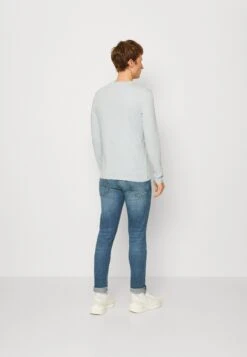 Pier One 2 Pack - Longsleeve - Light Blue/Dark Blue -Lyno Kleding Winkel b71cccea96244df296be0462913ecd6b