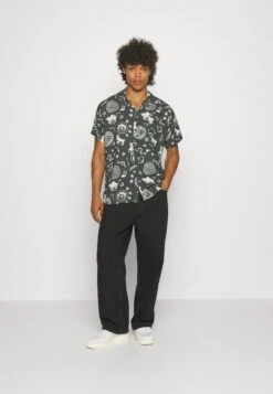 YOURTURN Baggy Jeans Unisex - Relaxed Fit Jeans - Black Denim 8 YOURTURN Baggy Jeans Unisex - Relaxed Fit Jeans - Black Denim -Lyno Kleding Winkel b8fb2805b6b94d2b9c0798e77f0a0e57