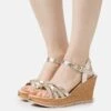 Tamaris Sandalen Met Hoge Hak - Light Gold 1 Tamaris Sandalen Met Hoge Hak - Light Gold -Lyno Kleding Winkel ba33cb1c8c5a4f759adf00e8c0a7ca11