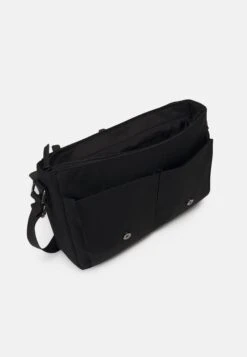 Pier One Schoudertas - Black 8 Pier One Schoudertas - Black -Lyno Kleding Winkel bc62c61958f54d03ae41ef60f0c04b83